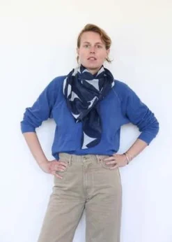 Auntie OtiBig Shapes Dupatta - Indigo