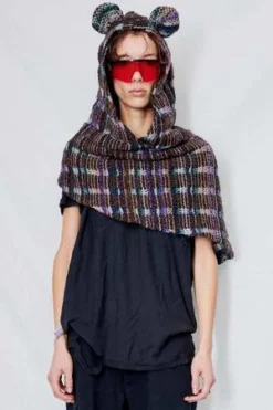 Collina StradaVitelli Bear Snood - Brown Plaid