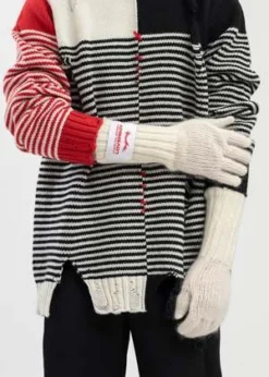 Charles JeffreyMOHAIR GLOVES - ECRU