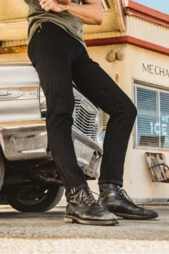 Hiroshi KatoPen Slim 14oz Denim - Black Raw