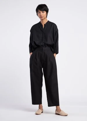 KAAREMUnisex Linen Wholegrain Button-Up Shirt - Black - Image 4