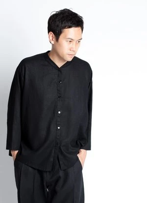 KAAREMUnisex Linen Wholegrain Button-Up Shirt - Black - Image 10