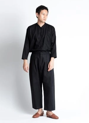 KAAREMUnisex Linen Wholegrain Button-Up Shirt - Black - Image 12