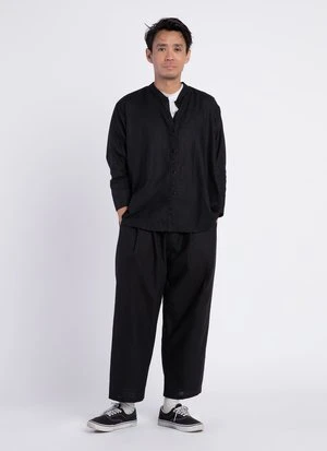KAAREMUnisex Linen Wholegrain Button-Up Shirt - Black - Image 14