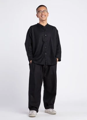 KAAREMUnisex Linen Wholegrain Button-Up Shirt - Black - Image 18